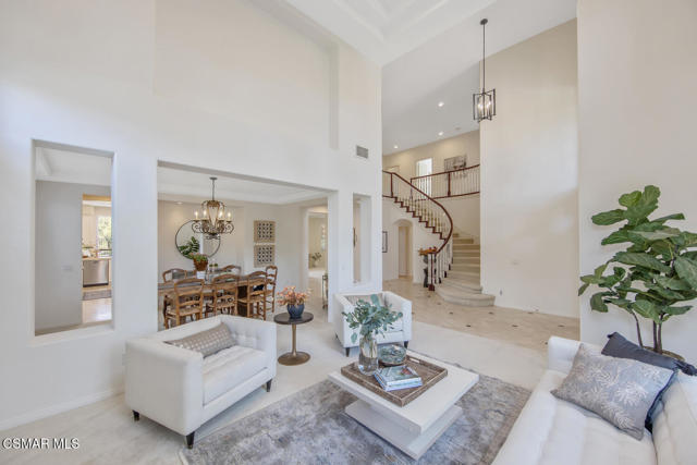 181 Dusty Rose Court, Simi Valley CA: https://media.crmls.org/mediaz/5376cc9d-7553-46de-93f9-7091d23963f2.jpg