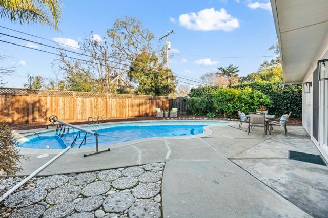 3151 Ramona Street, Palo Alto CA: https://media.crmls.org/mediaz/5376ff31-c9ac-49a4-b0d0-91dcd543ad37.jpg