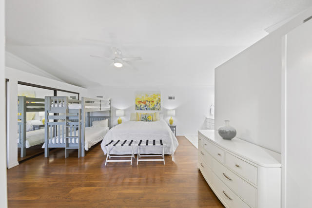 Image 11 of 45 For 77704 Woodhaven Drive