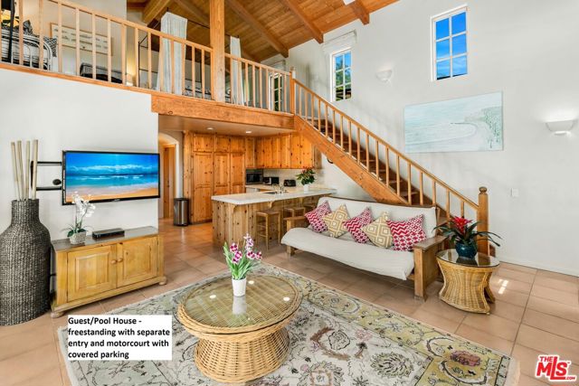3756 FOOTHILL ESTATE (Private Lane) Road, Santa Barbara CA: https://media.crmls.org/mediaz/53776eb6-7ce1-4caf-ab0b-444b5af56fd3.jpg