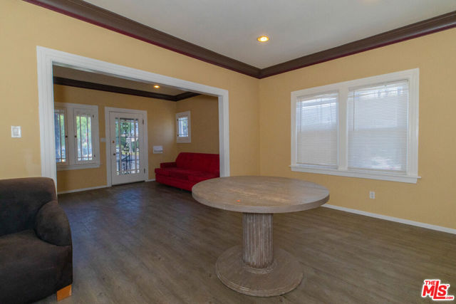 5700 Cimarron Street, Los Angeles CA: https://media.crmls.org/mediaz/53778d61-250d-44c8-871c-eab12f05fdc9.jpg