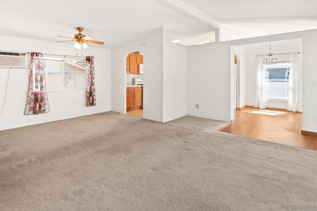 328 Killdeer, Oceanside CA: https://media.crmls.org/mediaz/5377bd5a-ca58-45a6-89d8-6d9c8e5873e7.jpg