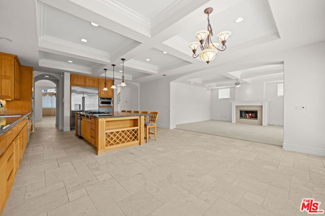 1756 Ruhland Avenue, Manhattan Beach CA: https://media.crmls.org/mediaz/53793221-d691-437c-9b94-57cedd3d1f6d.jpg