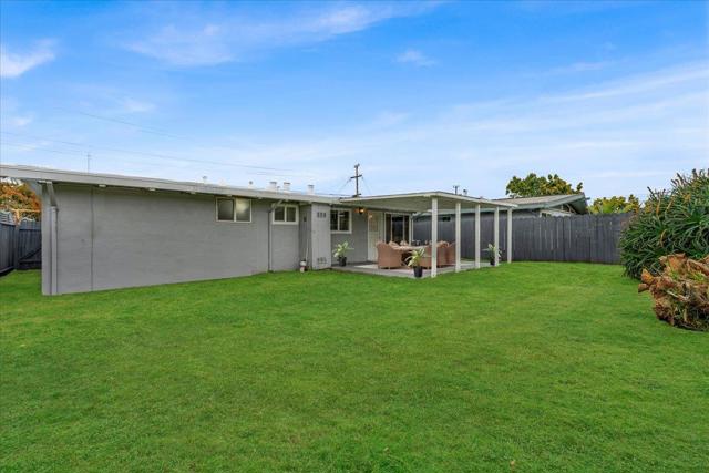 27837 Ormond Avenue, Hayward CA: https://media.crmls.org/mediaz/5379459f-1382-4a78-964f-1cbb4f5df02b.jpg