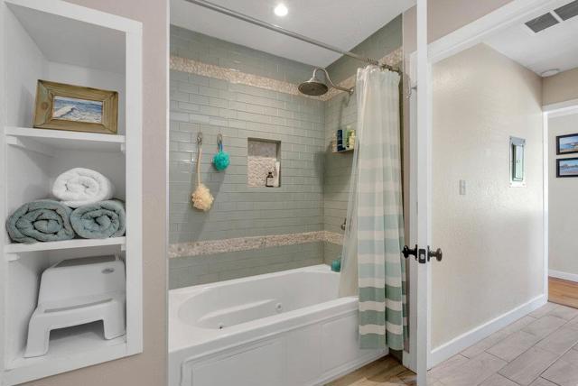 Image 28 of 63 For 61 Ocean Street