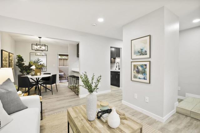 Detail Gallery Image 3 of 21 For 3230 Ashford Street a,  San Diego,  CA 92111 - 2 Beds | 2 Baths