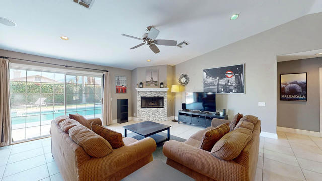 78835 Lowe Drive, La Quinta CA: https://media.crmls.org/mediaz/537aef2b-c7f5-48e1-8997-6f1922a9f2bc.jpg