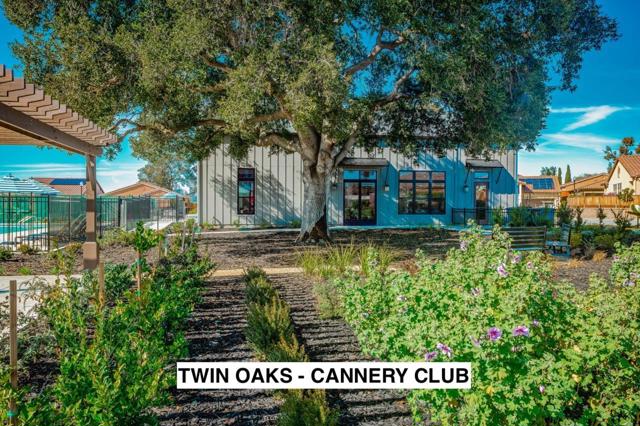 2140 White Oak Drive, Hollister CA: https://media.crmls.org/mediaz/537af2c9-fb9b-46f7-b19c-afff020aab9c.jpg