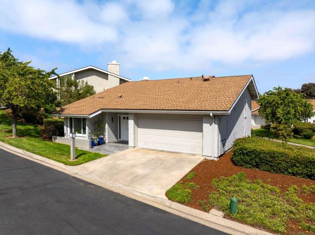 5719 Caminito Norte, La Jolla CA: https://media.crmls.org/mediaz/537bf8f7-3293-4ec8-8bee-7b1f94affbb4.jpg