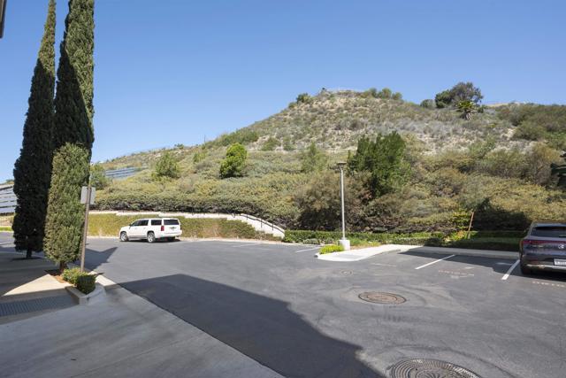 Image 42 of 74 For 7907 Modern Oasis Drive