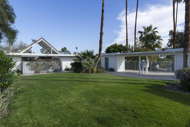 42336 Dunes View Road, Rancho Mirage CA: https://media.crmls.org/mediaz/537cf5fc-c95e-4b0f-aaa4-cab431ea334c.jpg