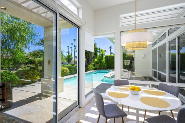 75070 Muirfield Court, Indian Wells CA: https://media.crmls.org/mediaz/537f017e-d3ad-4ab8-82f1-88f04353bbcb.jpg