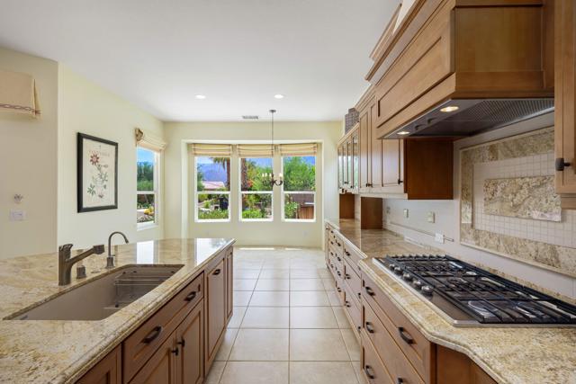 81943 Prism Drive, La Quinta CA: https://media.crmls.org/mediaz/537f2fb9-fa0d-418f-b498-1b1048883085.jpg