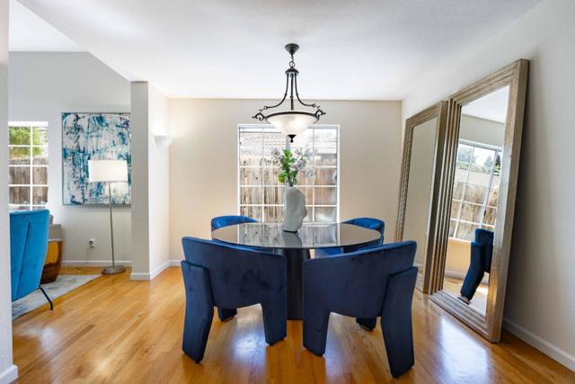 590 Military Way, Palo Alto CA: https://media.crmls.org/mediaz/537f7059-4c59-412b-bffd-a2801119a33d.jpg