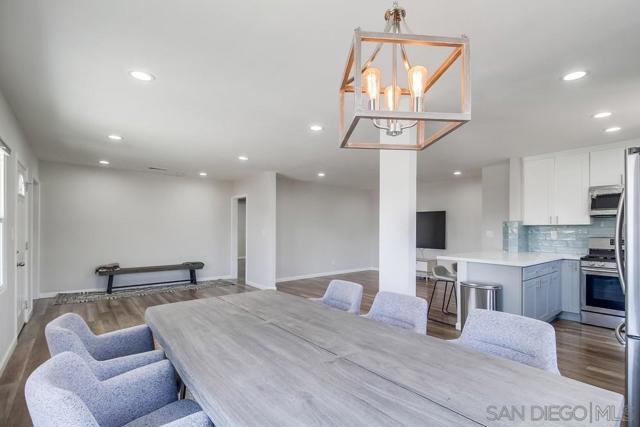 3484 Armstrong St, San Diego CA: https://media.crmls.org/mediaz/537fd2b3-37b3-467c-b235-d28c33d54f3a.jpg