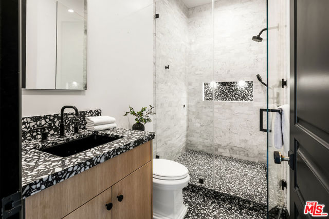 Drew Fenton | 10932 Savona Road Los Angeles CA | MLS: 7216618