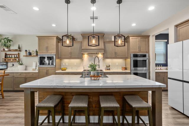 303 Ventasso Way, Fallbrook CA: https://media.crmls.org/mediaz/53810e93-df80-42ac-b662-aad55fc3f5e4.jpg