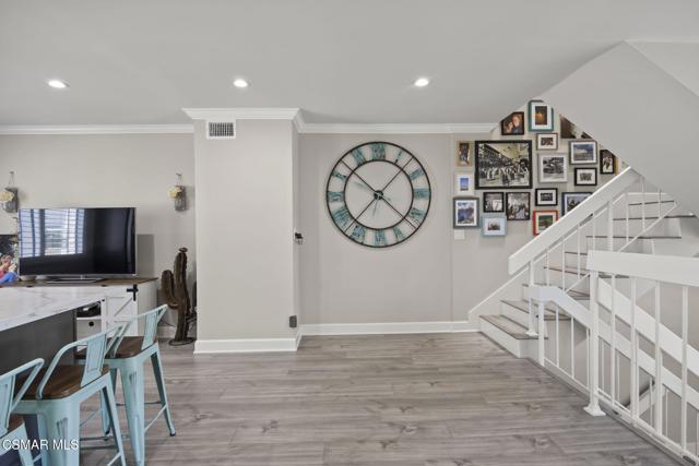26341 W Bravo Lane, Calabasas CA: https://media.crmls.org/mediaz/53813a42-f075-4bc1-9b80-78769e64e9ce.jpg