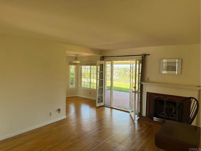Detail Gallery Image 7 of 23 For 1633 Willowspring Dr. N., Encinitas,  CA 92024 - 4 Beds | 2 Baths