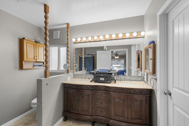 Detail Gallery Image 19 of 37 For 1219 Wren St, San Diego,  CA 92114 - 5 Beds | 4 Baths