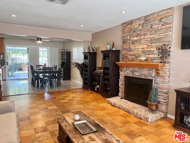7728 Sausalito Avenue photo 3
