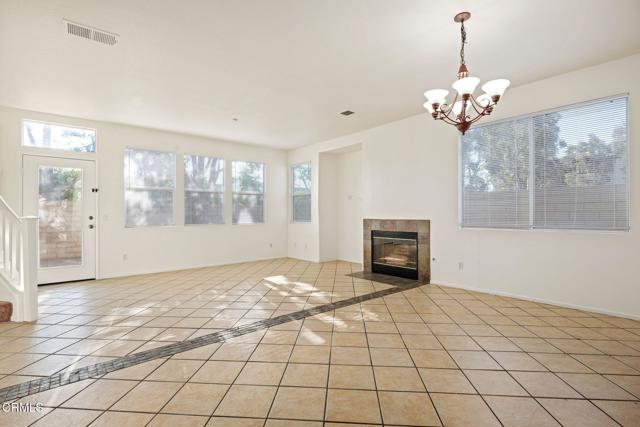 Detail Gallery Image 2 of 26 For 902 Calle Mar Vista Vt, Oxnard,  CA 93030 - 4 Beds | 3 Baths