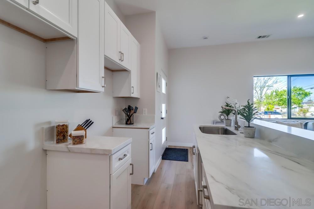 MLS #250034260SD img 10