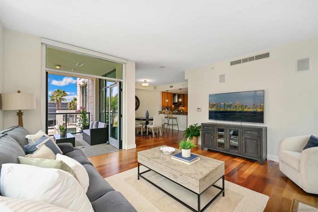 1199 Pacific Hwy - photo 4