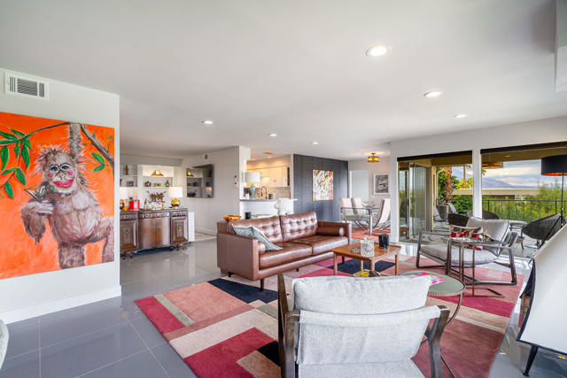 Image 8 of 48 For 2145 Southridge Drive