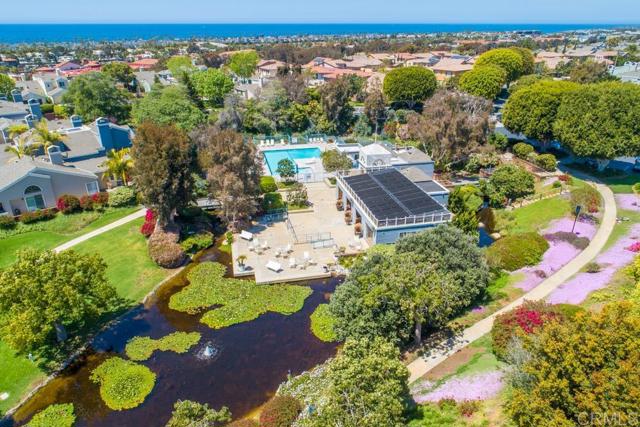 7414 Lantana, Carlsbad CA: https://media.crmls.org/mediaz/53872130-9c88-4543-85e9-f02e7f82ef0f.jpg