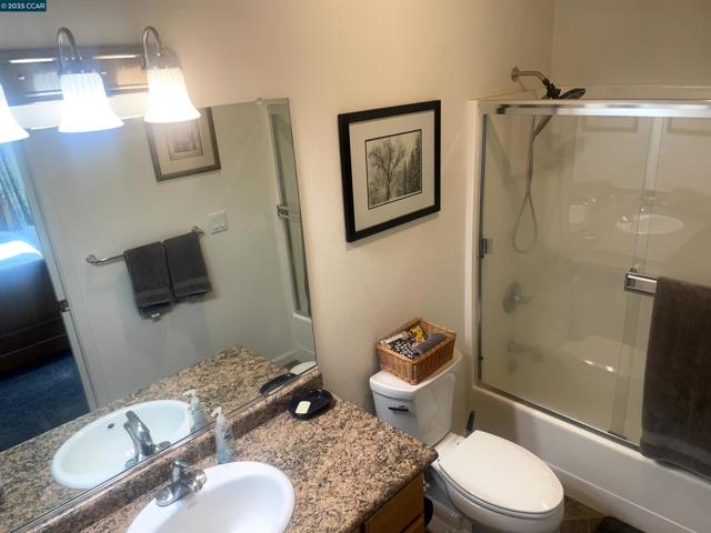 16 Paul Place, Bangor CA: https://media.crmls.org/mediaz/538791f3-20ae-4cb4-bff3-2a691b450dfc.jpg