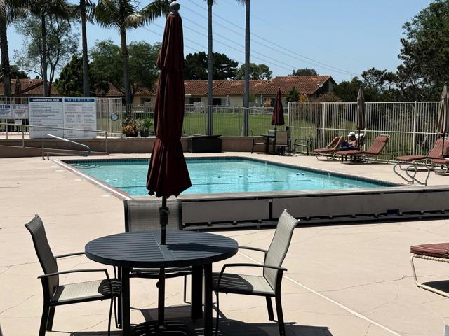 1758 Charleston, Encinitas CA: https://media.crmls.org/mediaz/53879a0a-3108-4522-b32a-438afaff3f54.jpg