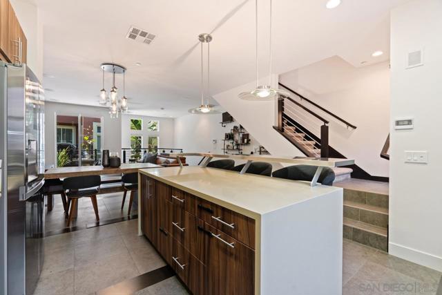 7839 Inception Way, San Diego CA: https://media.crmls.org/mediaz/538899c8-45b6-441d-84f9-e07e93136b97.jpg