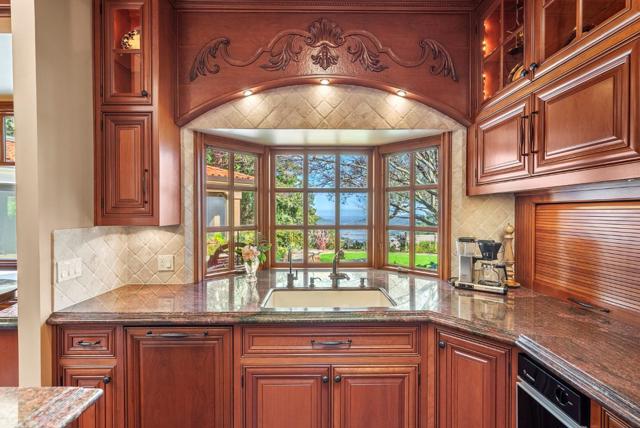 21106 Brush Road, Los Gatos CA: https://media.crmls.org/mediaz/5388d024-6c21-42b9-98ba-d2b2c97e8684.jpg
