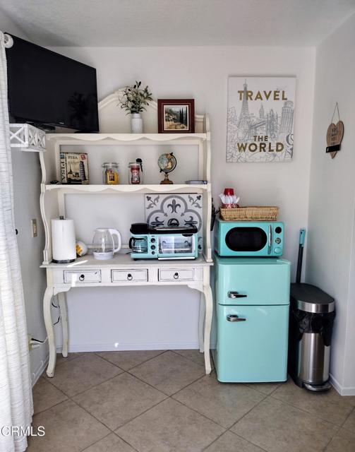 800 Calle Higuera, Camarillo CA: https://media.crmls.org/mediaz/5388e7d1-6141-4706-a555-95aae301eadf.jpg