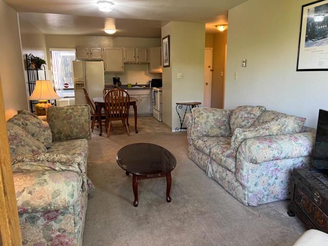 426 Arkansas Street, San Francisco CA: https://media.crmls.org/mediaz/538a55eb-65e2-4509-9c00-27a99b2dd6cb.jpg