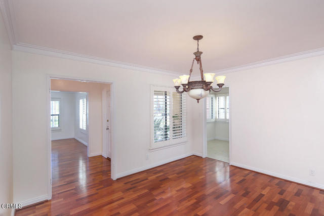 Detail Gallery Image 9 of 31 For 3411 S Cochran Ave, Los Angeles,  CA 90016 - 3 Beds | 2 Baths