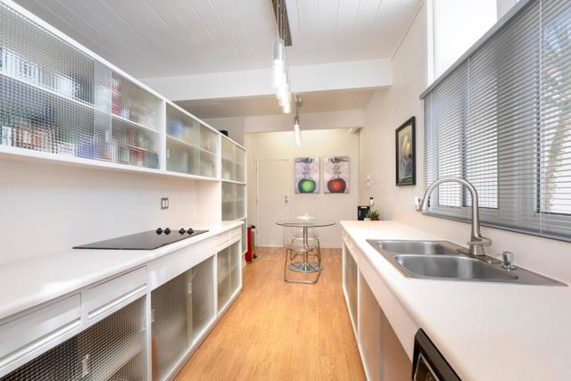 1652 Lexington Avenue, San Mateo CA: https://media.crmls.org/mediaz/538ac66c-2dc7-42a5-b645-d2da58752d99.jpg