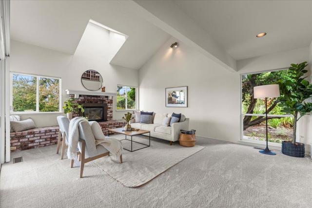 21 Crest Lane, La Selva Beach CA: https://media.crmls.org/mediaz/538bc67b-3365-4f6a-b9bd-cdaeea3fc478.jpg