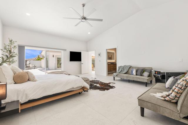 73298 Buckboard Trail, Palm Desert CA: https://media.crmls.org/mediaz/538bf725-2331-4692-84f2-19763ed66936.jpg