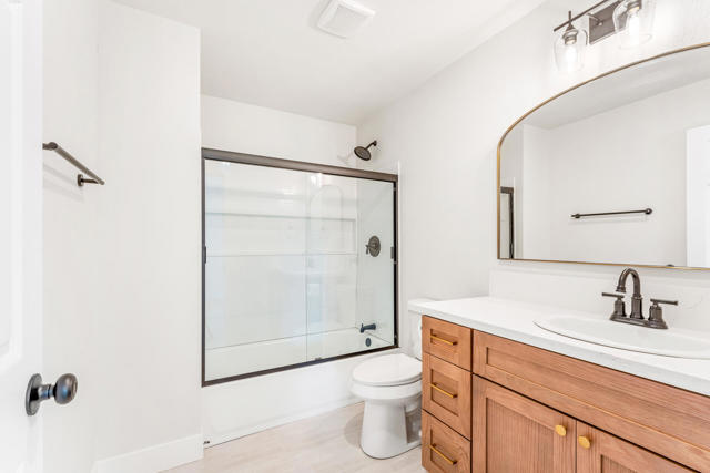 86101 Corte Olivia, Coachella CA: https://media.crmls.org/mediaz/538c4840-0983-44b2-aad2-e39c4aee7965.jpg