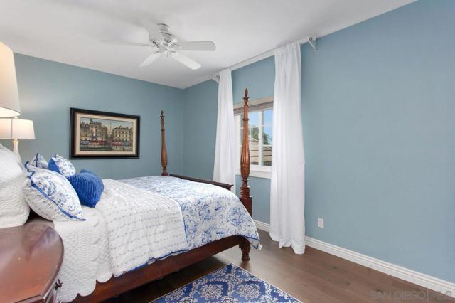 1217 BELLEFLOWER RD, Carlsbad CA: https://media.crmls.org/mediaz/538d9a47-618b-4bf4-ba88-f2a37e8b9d7c.jpg