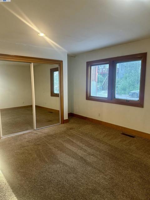 13273 Sierra Dr W, Truckee CA: https://media.crmls.org/mediaz/538e9084-c194-4d0f-af7a-6897d09a435d.jpg