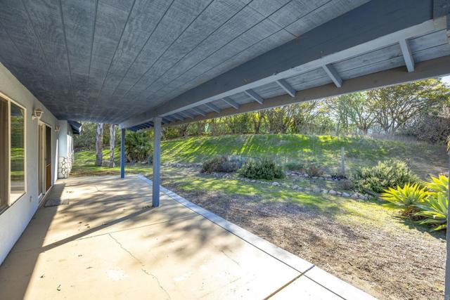 Detail Gallery Image 39 of 53 For 1420 Wilshire Rd, Fallbrook,  CA 92028 - 3 Beds | 2/1 Baths