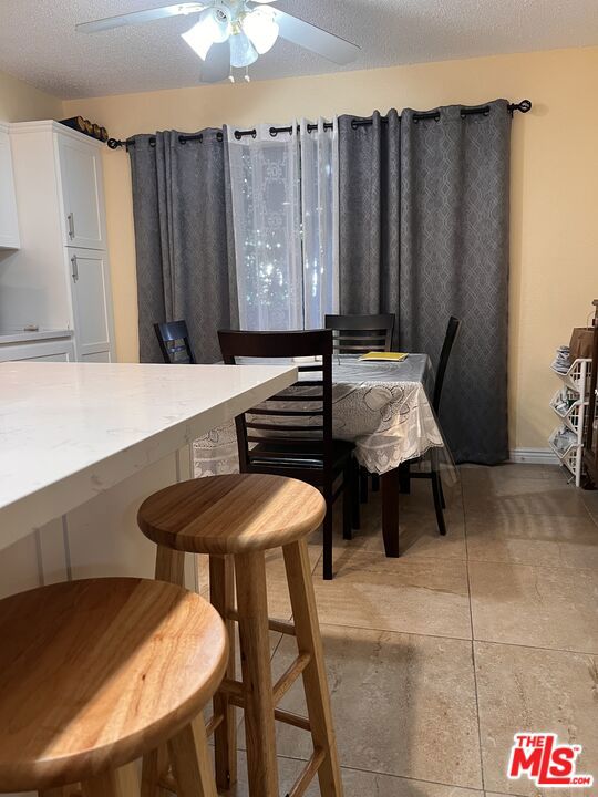 4345 W 154th Street, Lawndale CA: https://media.crmls.org/mediaz/538f4edb-919c-4e8f-92a7-fee419f0b450.jpg