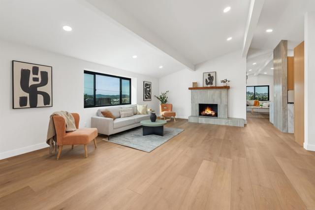 Detail Gallery Image 3 of 33 For 1781 Colter Lake Ct, El Cajon,  CA 92019 - 3 Beds | 2 Baths