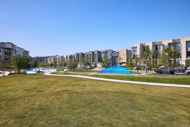 13932 Boyden Way, Mira Mesa CA: https://media.crmls.org/mediaz/53903ddc-4095-4a24-93fa-49c00d9fa8bd.jpg