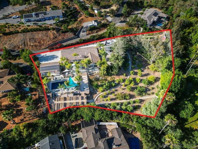 3647 Laketree Dr., Fallbrook CA: https://media.crmls.org/mediaz/5393c1a2-df8c-4c10-b4ee-b87c3e53784c.jpg