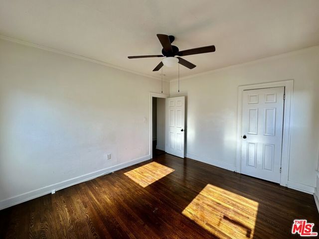 2941 9th Avenue, Los Angeles CA: https://media.crmls.org/mediaz/539477b2-8ec6-4413-8bba-d972a135027e.jpg
