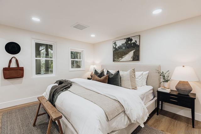 4033 S Hempstead Cir, San Diego CA: https://media.crmls.org/mediaz/5394c84d-1bbd-4282-8ab2-1577d22a8bb7.jpg
